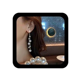 Allereya Vintage Crystal Pearl Drop Earrings Rhinestone Pearl Tassel Earrings CZ Pearl Dangle Earrings Long Bridal Cluster Pearl Earrings Jewellery for Women and Girls