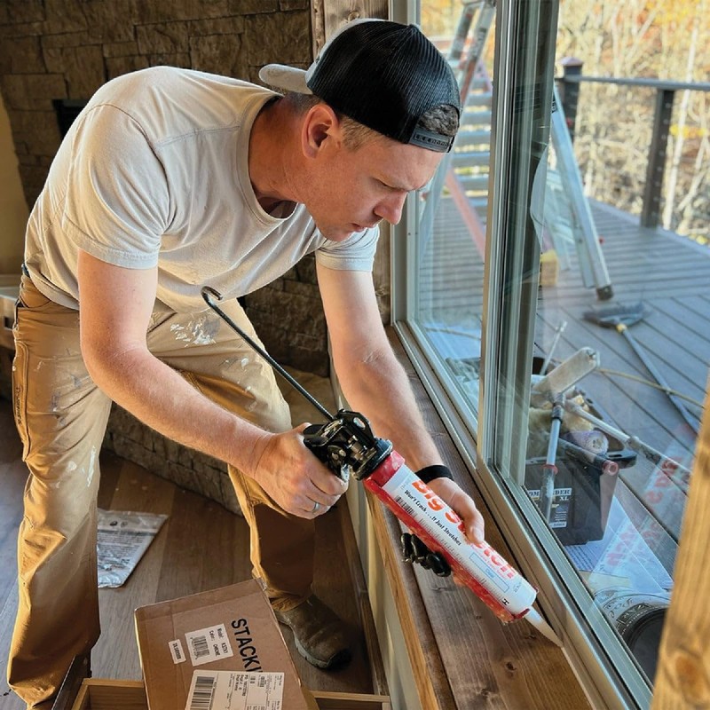 Sashco Big Stretch Acrylic Latex High Performance Caulking Sealant, 10.5