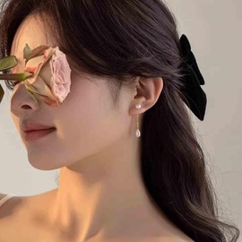 Aneneiceera Vintage Pearl Stud Earrings Gold Pearl Earrings Slim Metal Chain Earrings Long Slim Chain Tassel Earrings Jewellery for Women and Girls (Pearl), Zinc