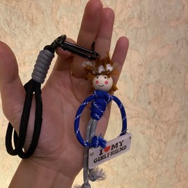 Jvuessieye Funny I Love My Girlfriend Rope Keychain Cute Gifts for Boyfriend Valentines day Birthday Gifts for Him (Brown)