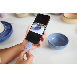 SanDisk SanDisk 256GB Creator Phone Drive - The 2-in-1 USB for iPhone, iPad, and Computer - Flash Drive with Lightning and USB Type-C Connectors - SDIXD0N-256G-GN6TP