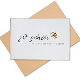 Lovely Cards - So schön dass wir gleichzeitig leben - Greeting Card Happy Birthday Card for Wife Girlfriend Husband Boyfriend Mum Dad Heart Man Birthday Card 16, 18, 20, 30, 40, 50, 60 - A6