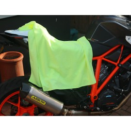 Clay Roberts Extra Large Microfibre Cloths, Pack of 4, XL Cleaning Cloths 31" x 24" Polishing, Waxing & Dusting Cloth, e Cloth, Microfibre Cloths, Kitchen Towel, Car Cleaning, Microfiber Cloths