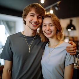 Italian Horn Necklace for Women Gold Cornicello Necklace Charm Luck Pendant Necklace Horn Dainty Protection Necklace Luck Jewerly-Golda