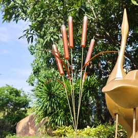 Cattail Stake Outdoor Decor – Pleated Copper Metal Yard Cattail Plant Art Poles for Garden Patio