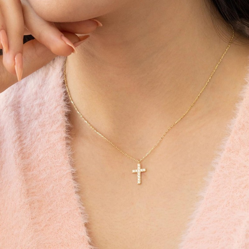 Svovin Cross Necklace for Women 18K Gold Plated Cross Pendant