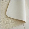 Lions 2 Piece Non Slip Striped Bath Mat & Pedestal