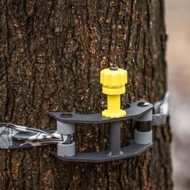 Hawk Cruzr Convenient Easy to Setup Safe Durable Hunting Tree Stand Ratchet Strap Bracket, Black