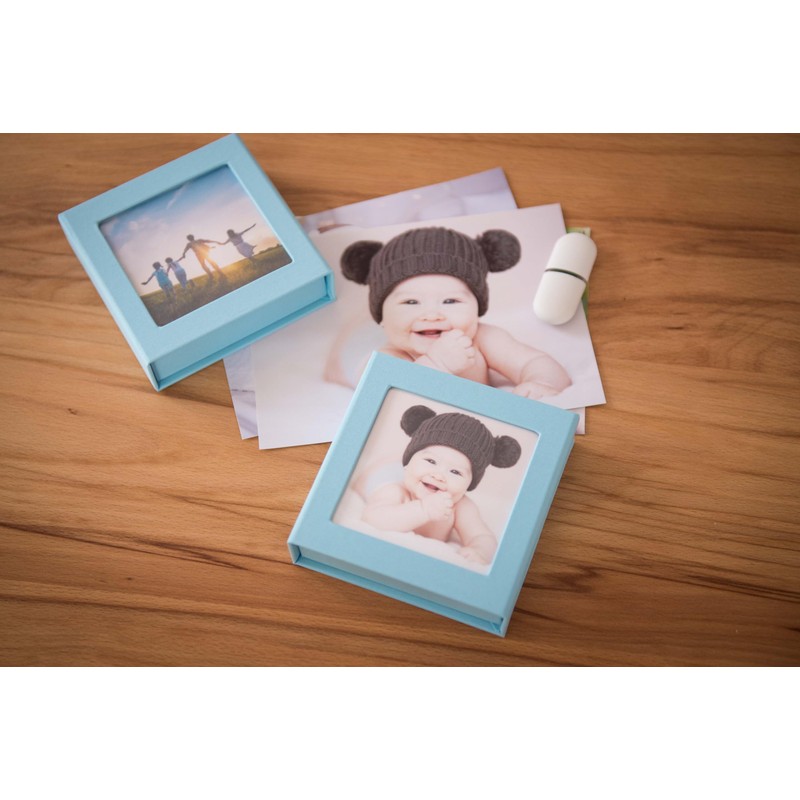 USB Box for 1 USB Flash Drive with Picture Window.