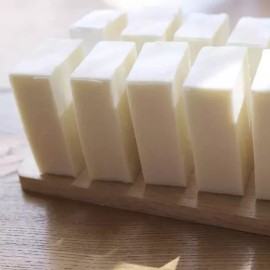 La Jaboneria Artesanal Jabón Natural 100g Coco Emprende Sin Etiqueta 1pz