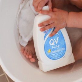 QV Baby Bath Oil 250ml, 250 ml Pack of 1