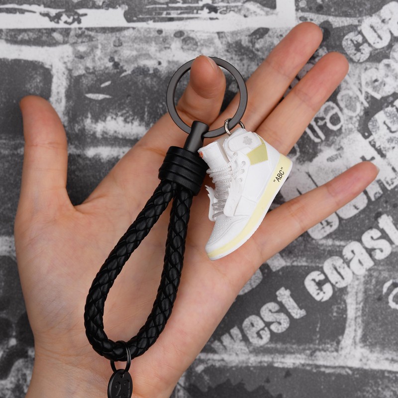 MPK ミニバスケットボールスニーカーキーチェーン 3Dステレオモデル 靴モデルペンダント 装飾 ギフトを送る 面白いガジェット, ホワイト, Small