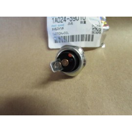 KUBOTA GENUINE KUBOTA OIL SENDER SWITCH 1A024-39010 15531-39014 15531-39013 15531-39010