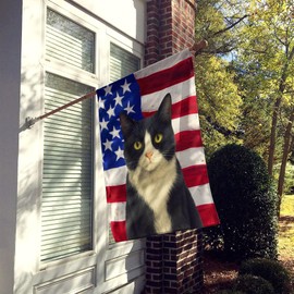 Caroline's Treasures Black and White Tuxedo Cat American House Flag Large Porch Sleeve Pole Decorative Outside Yard Banner Artwork Wall Hanging, Polyester, House Size, Multicolor