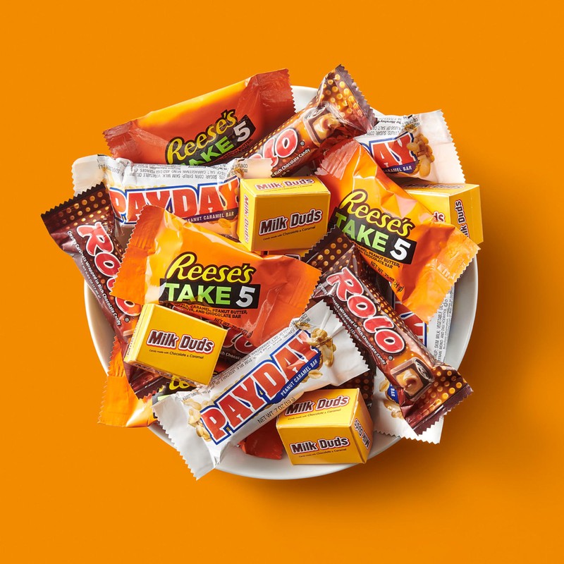 Hershey Assorted Caramel Flavored Snack Size, Candy Party Pack, 32.08