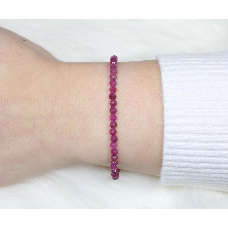 Echtes Rubin Edelstein Armband mit facettierten 3mm Perlen - verschiedene