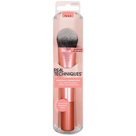Real Techniques Seamless Complexion Makeup Brush, For Foundation, Primer and Moisurizer, 1 Count