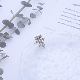 Xmsrn Vintage Crystal Snowflake Ear Cuff Earrings Rhinestone Snowflake Cuff Earrings Silver Cz Snowflake Ear Climber Earrings Snowflake Ear Cartilage Cuff Earrings for Women