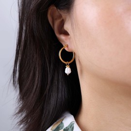 TseenYi Large Circle Hoop Pearl Earrings Gold Pearl Huggie Hoop Earrings Vintage Pearl Hoop Drop Earrings Pearl Dangle Large Hoop Earrings Statement Geometric Earrings Jewellery for Women, Zinc