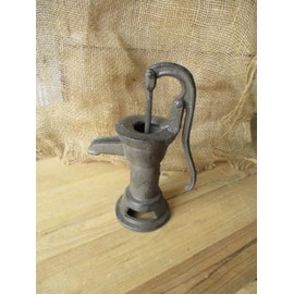 Vintage RUSTIC CAST IRON PUMP CISTERN WATER FOUNTAIN 9" TALL GARDEN FARM BATHROOM POND