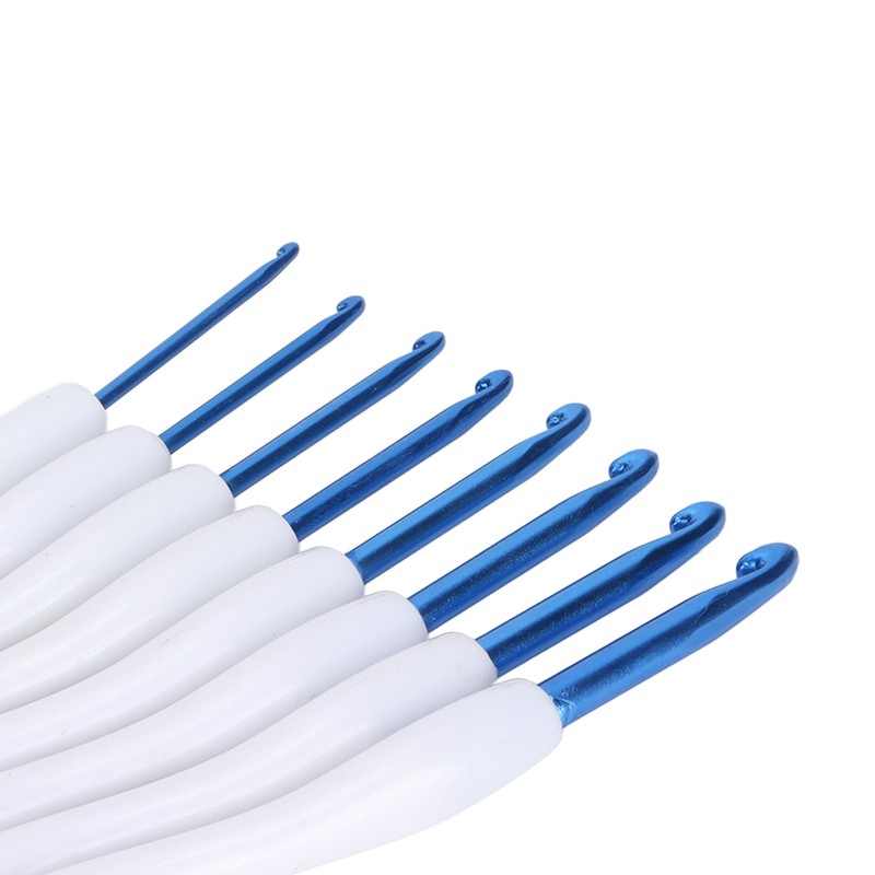 8pcs Crochet Hooks Curved Soft Handle Comfortable Portable Knitting Tool