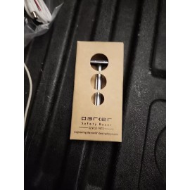 Parker Soloedge safety razor.