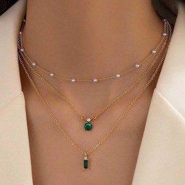 Yienate Boho Layered Pearl Crystal Choker Necklace Gold Tiny Pearl Chain Choker Green/Blue Disc Square Crystal Pendant Necklace Multilayer Rhinestone Pearl Necklace Jewellery for Women, Zinc, No