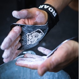 Roar Crossfit Gloves, Hand Grip, Crossfit Grips, Piloxing Gloves, Grips Crossfit, Rep Ahead, Strap Gymnastics, Hand Protection, Fitness, Wodies, Calisthenics, Weightlifting, Gym, Bars (L)