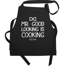 Geschenk mit Namen personalisiert by Shirtracer - Apron - Men's Cooking Apron - Mr. Good Looking is Cooking with Name I Funny Gifts for Men I Birthday I Father's Day I Christmas, 1 black