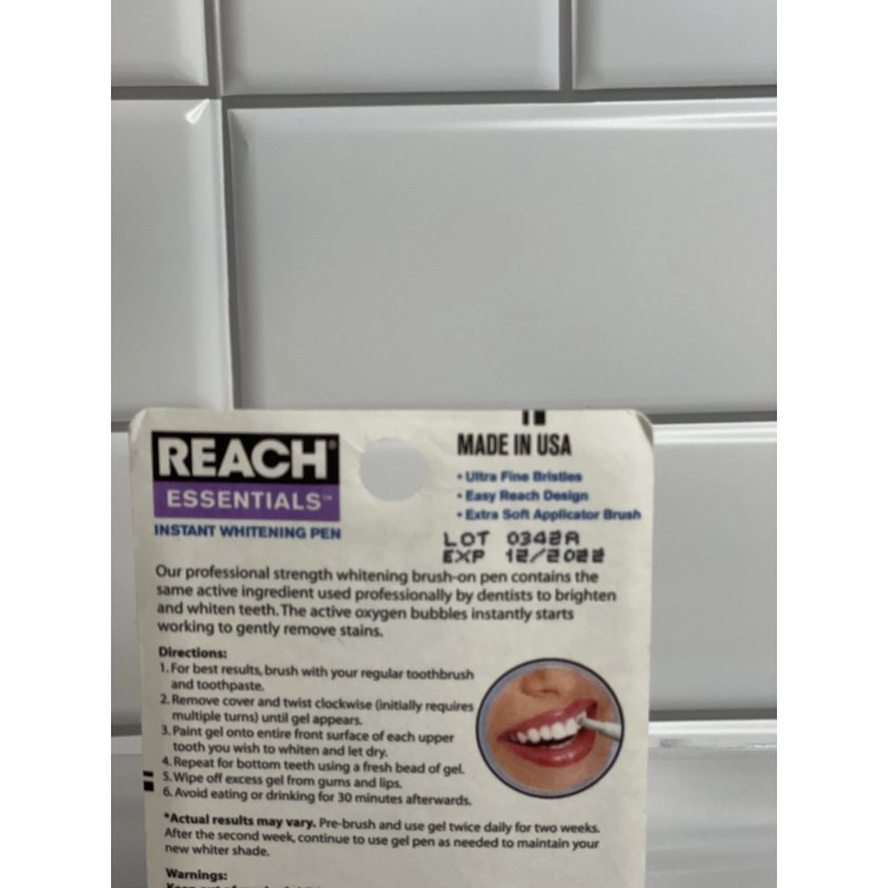Reach NEW Reach Essentials Instant Teeth Whitening Pen Ex 12/2022