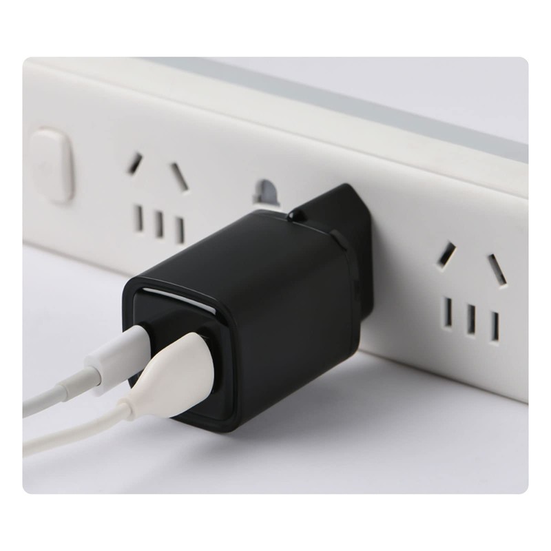 Eaxus® USB A + USB C Charger with Display -