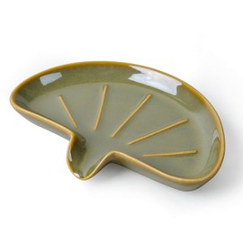 Ceramic Soap Dish with Drainage – Half Moon Soap Holder for Bathroom or Kitchen Sink, Modern Self-Draining Bar Soap Tray, Compact Non-Slip Design, Green Stylish Sinkside Soap Saver – ANTIS'S HOME