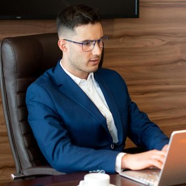 Joopin Blue Light Glasses Women for Computer Rectangle Bluelight Glasses for Men Lunette Lumiere Bleue Homme Femme Gaming Screen Glasses Blue Frame