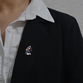 Jack And Sally The Nightmare Before Christmas Brooch Classic Enamel Lapel Pin Badges Button Pins Cute Cartoon Horror Black Metal Dress Accessories Boutonniere Corsage for Backpack Gift for Women Men