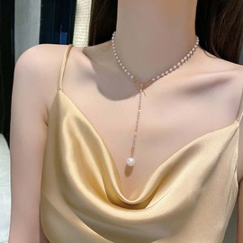 Zeshimb Crystal Pearl Pendent Necklace Gold Y Lariat Necklaces Bow Pearl Choker Necklace Rhinestone Pearl Chain Necklace Jewelry for Women and Girls