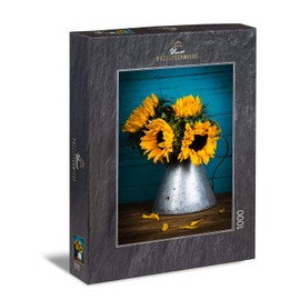 Ulmer Puzzleschmiede - Sun Worshiper Puzzle - Classic 1000 Piece Puzzle - Vintage Sunflower Bouquet Puzzle in a Metal Vase with the Symbolism of Fallen Petals