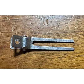 Mona 1950s MONA 25 Pc Professional Metal Curl Clips Pin Up Curl Prop in Original Box