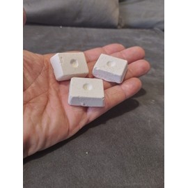 Calcium blocks x10 small calcium and mineral blocks suitable for snails, lizards, tortoises and all kinds of inverts