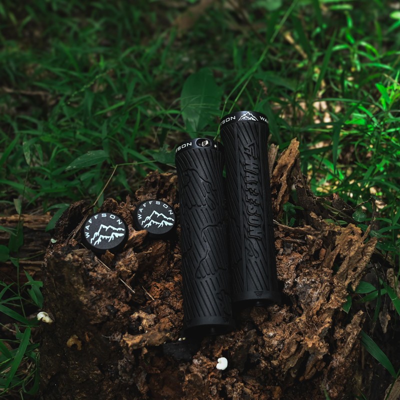 WFS World Map MTB Lock-on Grips – Single Clamp Ergonomic
