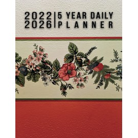 5 YEAR DAILY PLANNER 2022-2026: Elegant 60-Month Weekly and Monthly Event Schedule, Large Calendar with Holidays