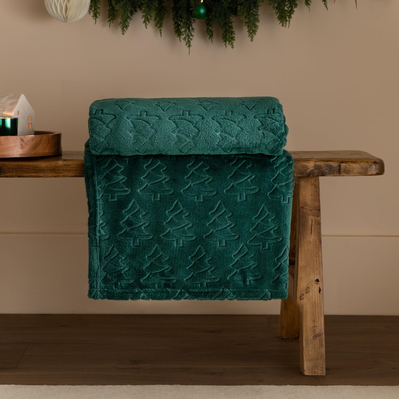 furn. Festive Trees Throw – Festive Tree Embossed Soft Flannel