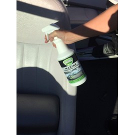 Shine Doctor Marine Boat Cleaner 32 oz. with 16" x 16" Microfiber Towel