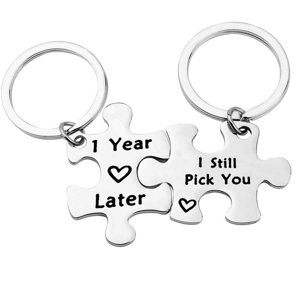Anniversary Keychain Gifts for Her Him 1 Years Later I Still Pick You Key Ring Jigsaw Puzzle Piece Matching Pendant Keychain Set Couple Best friend Gift for Women Men Wedding Valentine's Day Birthday