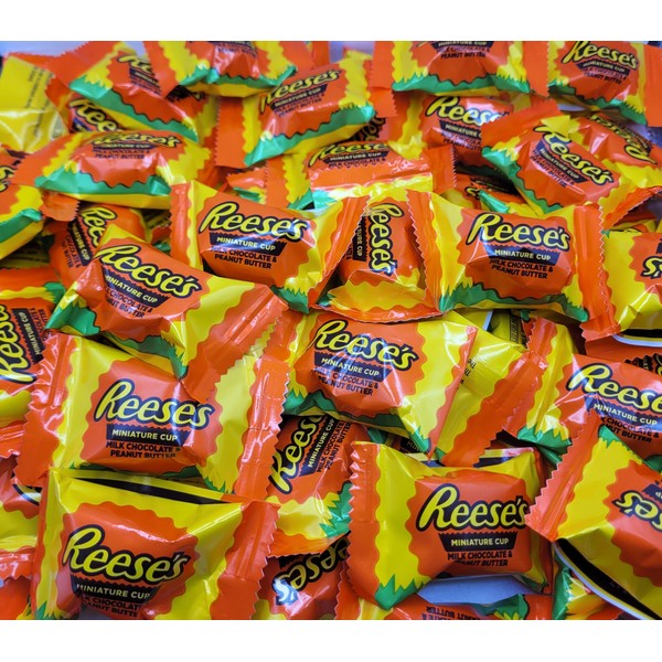 Reese Peanut Butter Cup Miniatures 2 lbs 100 Count –
