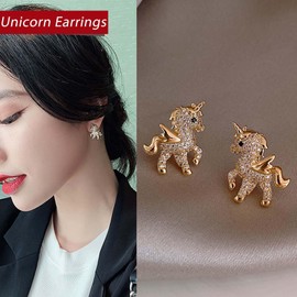 Wendalern Cute Unicorn Stud Earrings Sparkling CZ Unicorn Hypoallergenic Earrings Small Rhinestone Crystal Pony Animal Earrings Jewellery Gifts for Women Teenager Girls, Zinc, No Gemstone