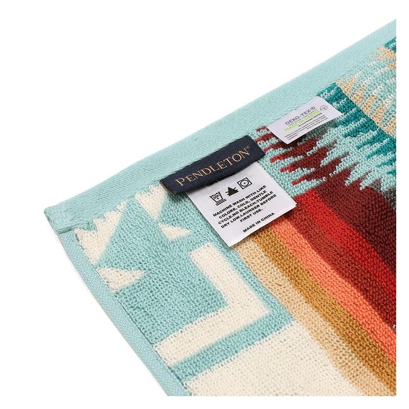 Pendleton XB218-51128 Iconic Jacquard Bath Towel, Chief Joseph Aqua