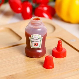 Jizlan 2 Pcs 25ml Mini Ketchup Bottles, Mini Condiment Squeeze Bottles Plastic Sauce Bottles Containers Empty Ketchup and Mustard Syrup Dispenser