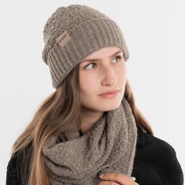 KNIT FACTORY - Haze Hat - Knitted Hat for Men and Women - Beanie - Autumn & Winter Essentials - Timeless Fashion Accessory - Winter Hat with Wool - High Quality, Brown