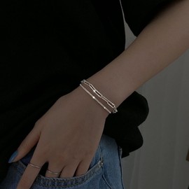 Wendalern Layered Gypsophila Bracelet, Stackable Paperclip Bracelet, Silver Twist, Thin Chain Bracelets, Minimalist Sparkling Chain Bracelet Set, Jewellery for Women and Girls, Metal