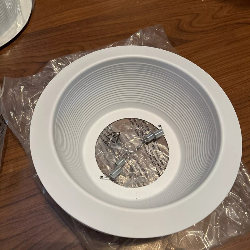 Patriot Lighting® 6" Baffle Trim White M630W Brand New